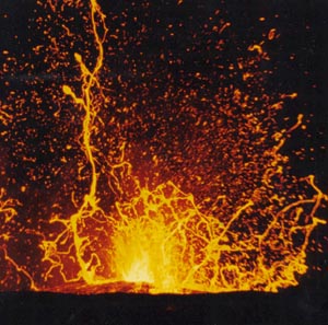 Lava 4 exploding.jpg (31957 bytes)