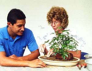Willy_and_Chris_mar_01.jpg (19728 bytes)