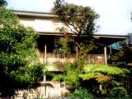 volcano inn.jpg (20552 bytes)