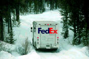 FEDEX stock photo winter delivery.jpg (56274 bytes)